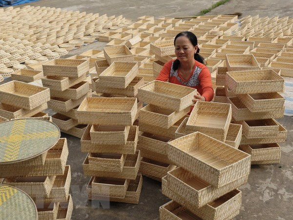 Vietnam reporta alza en exportaciones de ratán, bambú, juncia y alfombra ảnh 1 Vietnam reporta alza en exportaciones de ratán, bambú, juncia y alfombra ảnh 1