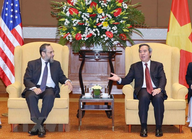 Vietnam reitera disposición de agilizar lazos con Estados Unidos en infraestructura y energía ảnh 1 Vietnam reitera disposición de agilizar lazos con Estados Unidos en infraestructura y energía ảnh 1