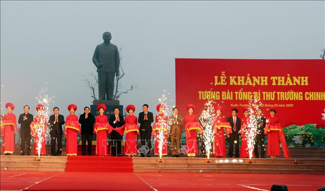 Inauguran en provincia vietnamita estatua de exsecrectario general del Partido Comunista ảnh 1