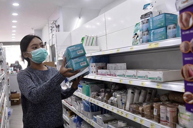 Tailandia busca controlar precios de mascarillas y limpiadores de manos ante brote de coronavirus ảnh 1