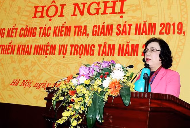 Comité partidista de Hanoi recauda fondos para pobladores isleños ảnh 1