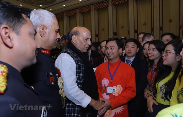 Participan jóvenes vietnamitas en intercambio internacional en India ảnh 1