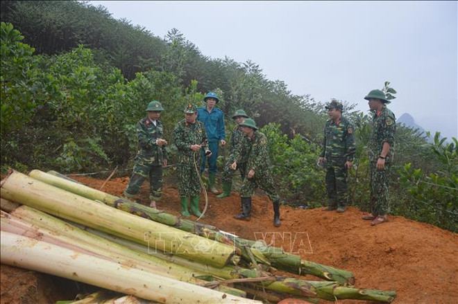 Destruyen en Vietnam bomba lanzada por Estados Unidos durante la guerra ảnh 1 Destruyen en Vietnam bomba lanzada por Estados Unidos durante la guerra ảnh 1