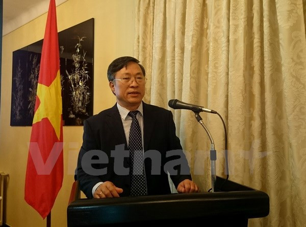 Mitin conmemorativo a 70 años de diplomacia vietnamita en Argelia ảnh 1 Mitin conmemorativo a 70 años de diplomacia vietnamita en Argelia ảnh 1