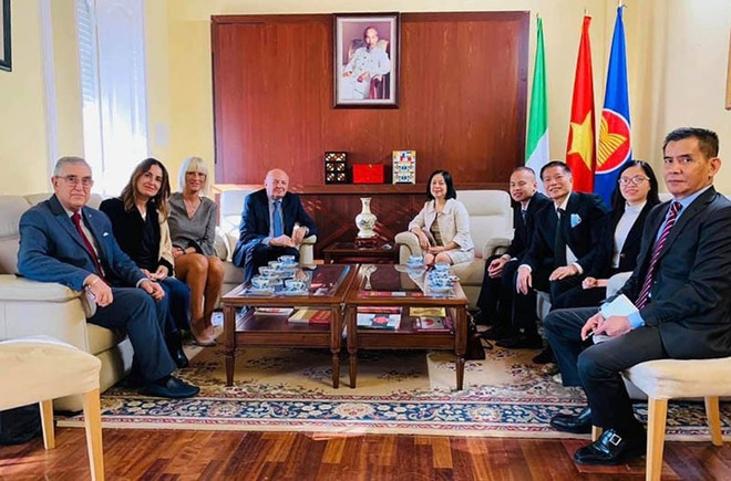 Italia aspira a fortalecer relaciones con Vietnam ảnh 1