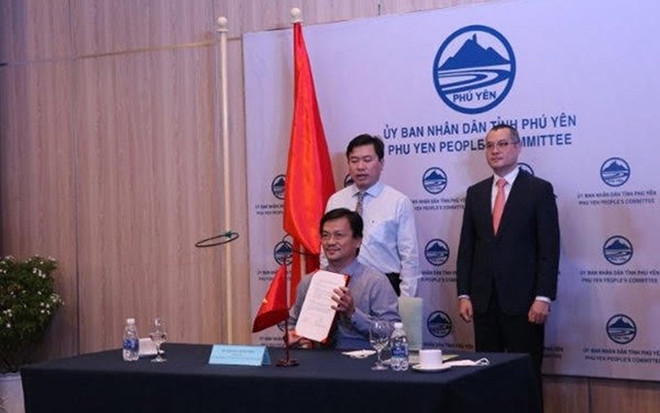 Firman acuerdo sobre financiación de equipos de congelación para provincia vietnamita ảnh 1