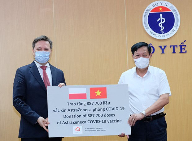 Vietnam recibe casi dos millones de dosis de vacuna AstraZeneca ảnh 1