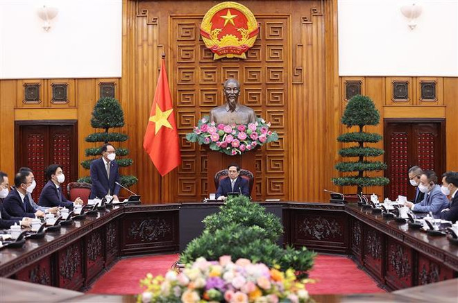 Primer ministro vietnamita pide a Corea del Sur mantener apoyo en lucha contra el COVID-19 ảnh 2 Primer ministro vietnamita pide a Corea del Sur mantener apoyo en lucha contra el COVID-19 ảnh 2