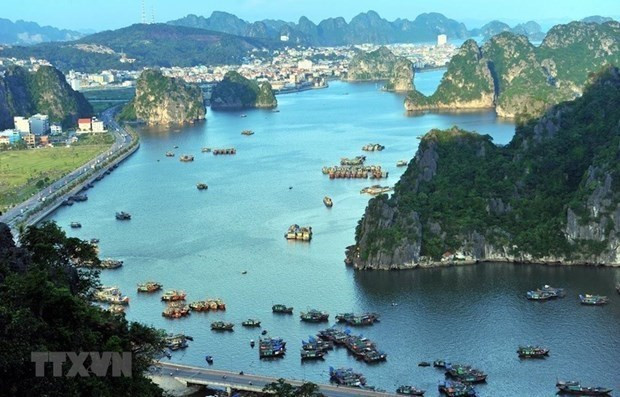 Turismo en provincia vietnamita de Quang Ninh trabaja por alcanzar meta ảnh 1 Turismo en provincia vietnamita de Quang Ninh trabaja por alcanzar meta ảnh 1