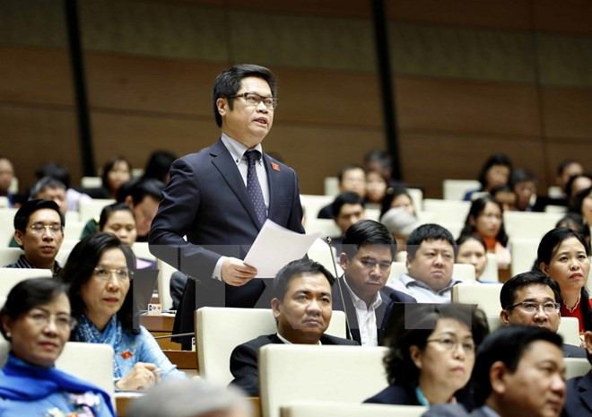 Parlamento de Vietnam centra sesión de trabajo en asuntos económicos ảnh 1 Parlamento de Vietnam centra sesión de trabajo en asuntos económicos ảnh 1