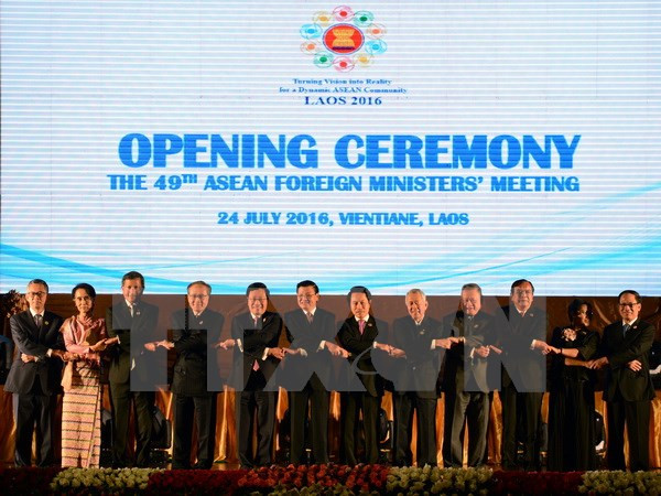 Cancilleres de ASEAN expresan profunda preocupación ante asunto del Mar del Este ảnh 1 Cancilleres de ASEAN expresan profunda preocupación ante asunto del Mar del Este ảnh 1