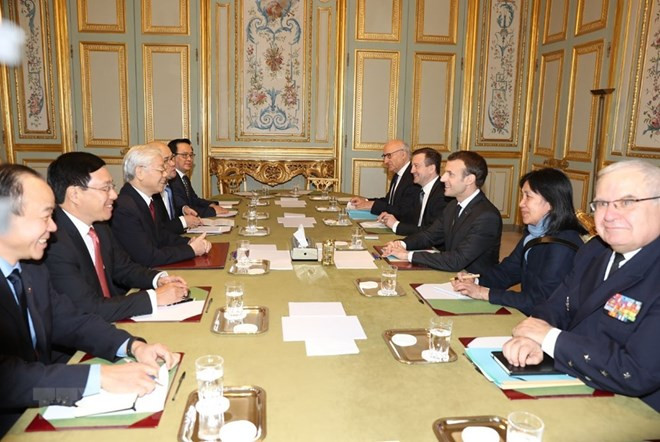Líder partidista de Vietnam sostiene conversaciones con presidente francés ảnh 1 Líder partidista de Vietnam sostiene conversaciones con presidente francés ảnh 1