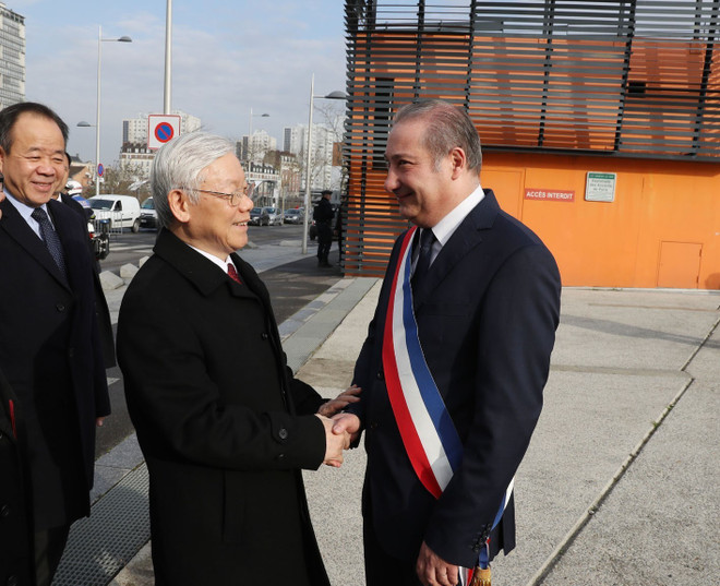 Efectúan en París recepción a máximo dirigente partidista vietnamita ảnh 1 Efectúan en París recepción a máximo dirigente partidista vietnamita ảnh 1