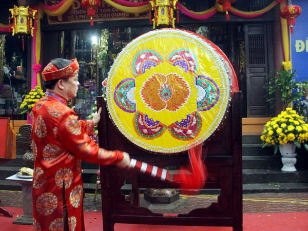 Título de Patrimonio Nacional para una fiesta-ceremonia tradicional en Tuyen Quang ảnh 1