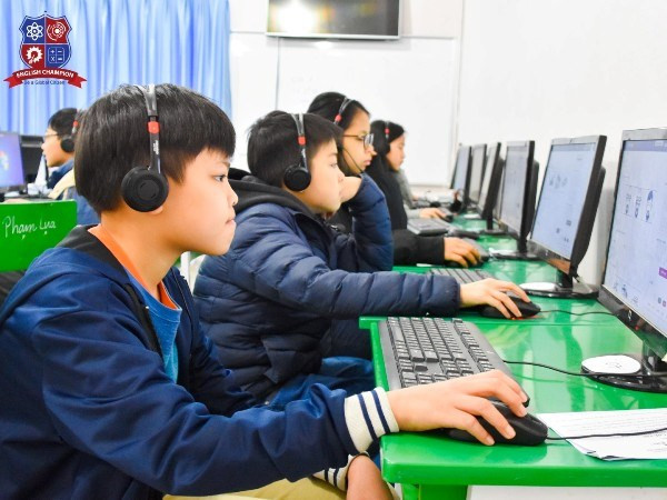 Unos 500 alumnos de una decena de países participarán en competencia de matemática en Hanoi ảnh 1 Unos 500 alumnos de una decena de países participarán en competencia de matemática en Hanoi ảnh 1