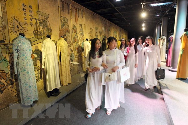Clausuran Festival de Ao Dai en Ciudad Ho Chi Minh ảnh 1