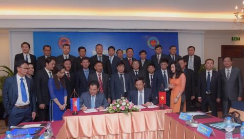Vietnam y Camboya por fomentar cooperación aduanera ảnh 1 Vietnam y Camboya por fomentar cooperación aduanera ảnh 1
