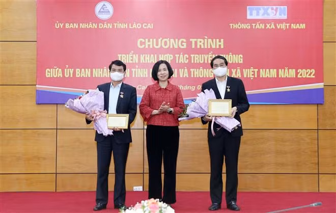 VNA y provincia de Lao Cai impulsan cooperación informativa ảnh 2