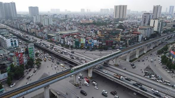 Hanoi destina fondos a reducir congestión del tráfico en 2021-2025 ảnh 1