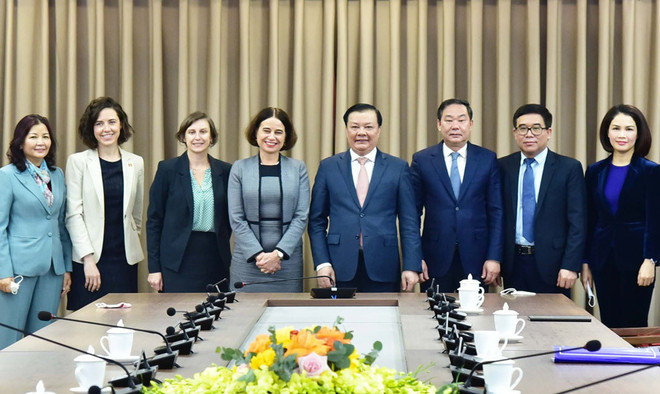 Hanoi y Australia buscan ampliar cooperación comercial y de inversión ảnh 2 Hanoi y Australia buscan ampliar cooperación comercial y de inversión ảnh 2