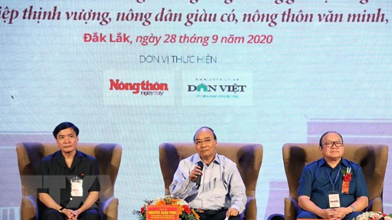 Premier vietnamita dialoga con agricultores de la región Centro-Altiplanicie Occidental ảnh 1