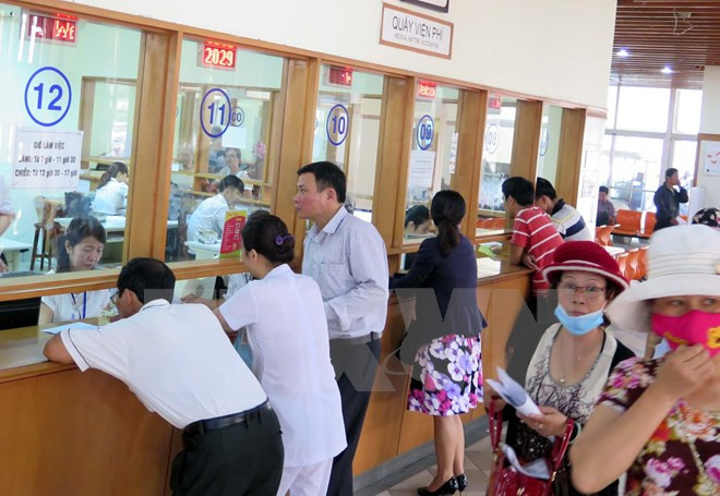Hoa Binh adopta medidas para animar participación de pobladores en seguro de salud ảnh 1 Hoa Binh adopta medidas para animar participación de pobladores en seguro de salud ảnh 1