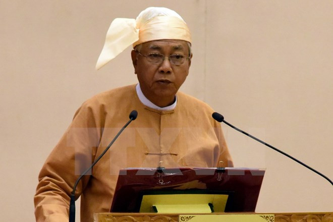 Htin Kyaw jura como presidente de Myanmar ảnh 1 Htin Kyaw jura como presidente de Myanmar ảnh 1