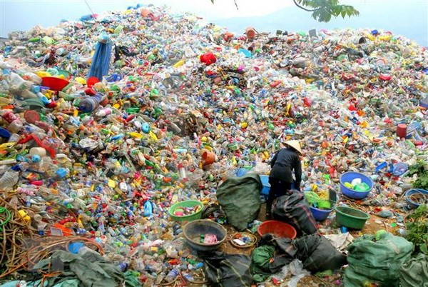 Lanzan en Vietnam campaña para combatir residuos plásticos ảnh 1 Lanzan en Vietnam campaña para combatir residuos plásticos ảnh 1