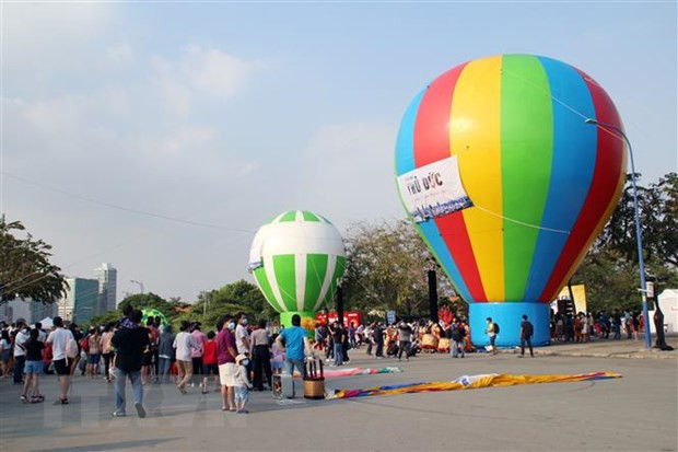 Celebran primer Festival de globos aerostáticos en Ciudad Ho Chi Minh ảnh 1 Celebran primer Festival de globos aerostáticos en Ciudad Ho Chi Minh ảnh 1