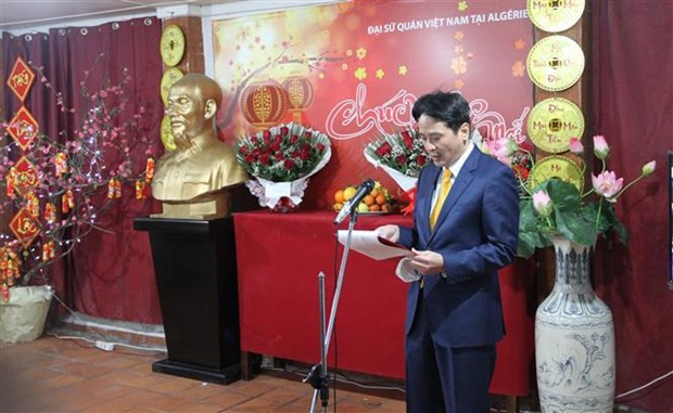 Comunidad vietnamita en ultramar festeja el Año Nuevo Lunar 2022 ảnh 3 Comunidad vietnamita en ultramar festeja el Año Nuevo Lunar 2022 ảnh 3
