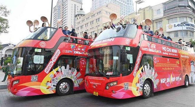 Autoridades de Ciudad Ho Chi Minh transmiten felicitaciones por el Tet a vietnamitas en ultramar ảnh 4 Autoridades de Ciudad Ho Chi Minh transmiten felicitaciones por el Tet a vietnamitas en ultramar ảnh 4