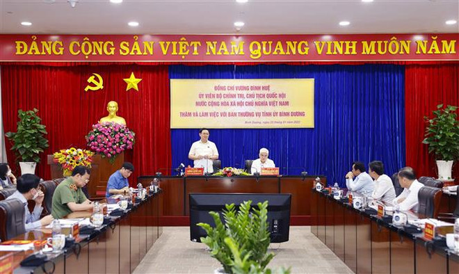 Vietnam siempre presta atención a la vida de la población, afirma presidente del Parlamento ảnh 2 Vietnam siempre presta atención a la vida de la población, afirma presidente del Parlamento ảnh 2