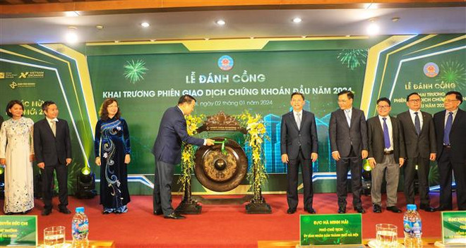 Capitalización de mercado búrsatil vietnamita alcanza 258 mil millones de dólares ảnh 1 Capitalización de mercado búrsatil vietnamita alcanza 258 mil millones de dólares ảnh 1