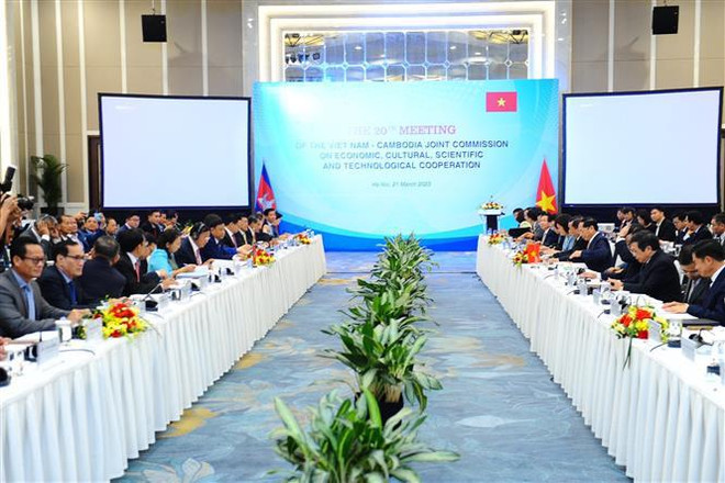 Vietnam y Camboya fomentan cooperación económica, cultural, científica y técnica ảnh 1 Vietnam y Camboya fomentan cooperación económica, cultural, científica y técnica ảnh 1