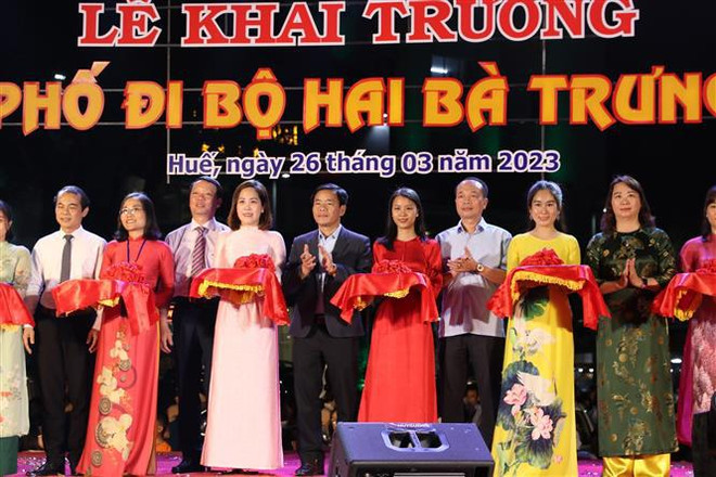 Inauguran calle peatonal para atraer turistas a provincia de Thua Thien-Hue ảnh 1