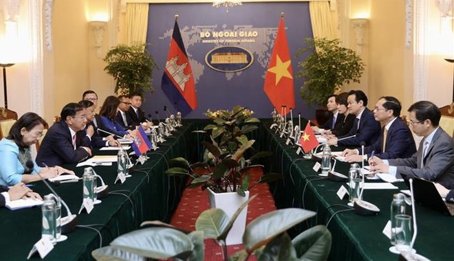Vietnam y Camboya fomentan cooperación multilateral ảnh 1
