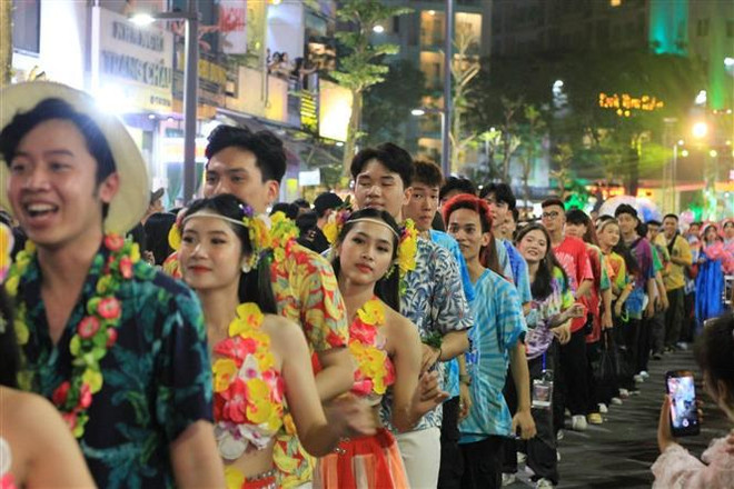 Inauguran calle peatonal para atraer turistas a provincia de Thua Thien-Hue ảnh 2