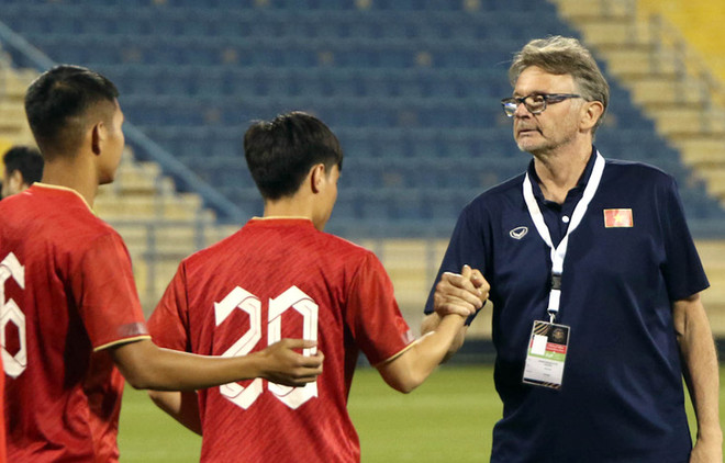 Vietnam se despide de Copa Doha 2023 tras derrota ante Kirguistán ảnh 2 Vietnam se despide de Copa Doha 2023 tras derrota ante Kirguistán ảnh 2