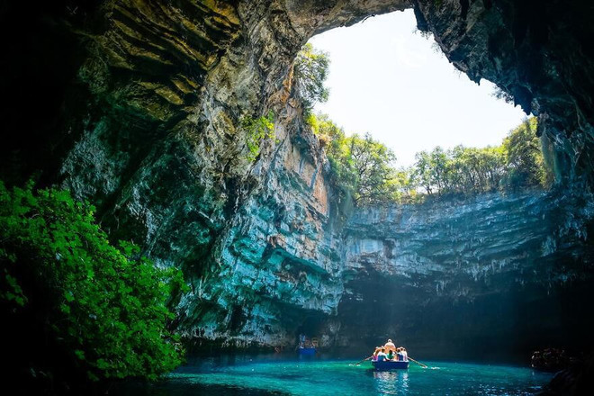 Phong Nha - Ke Bang listo para la temporada alta de turismo en 2023 ảnh 2 Phong Nha - Ke Bang listo para la temporada alta de turismo en 2023 ảnh 2