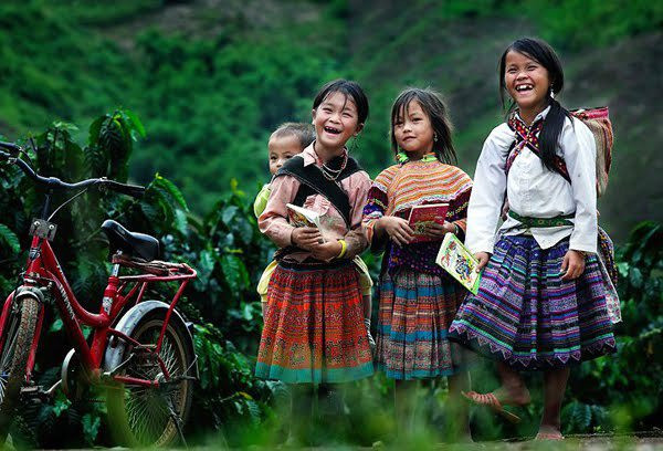 Anuncia UNESCO segundo período de proyecto a favor de niñas étnicas vietnamitas ảnh 1