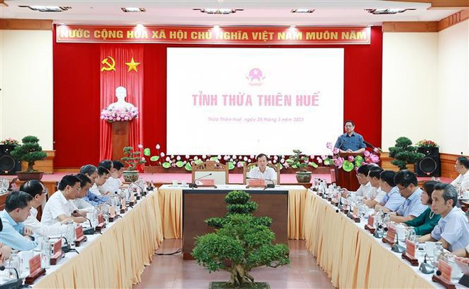 Premier urge a Thua Thien-Hue trabaja por convertirse en importante centro cultural y turístico ảnh 1 Premier urge a Thua Thien-Hue trabaja por convertirse en importante centro cultural y turístico ảnh 1