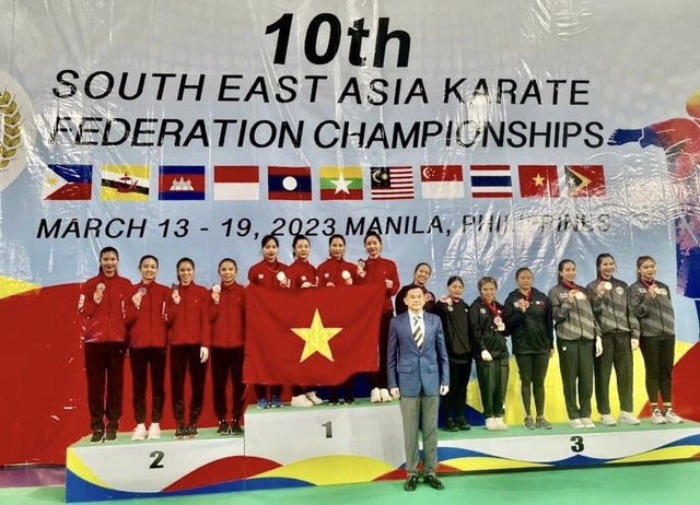 Equipo de kárate de Vietnam conquista primer lugar en Torneo regional ảnh 1
