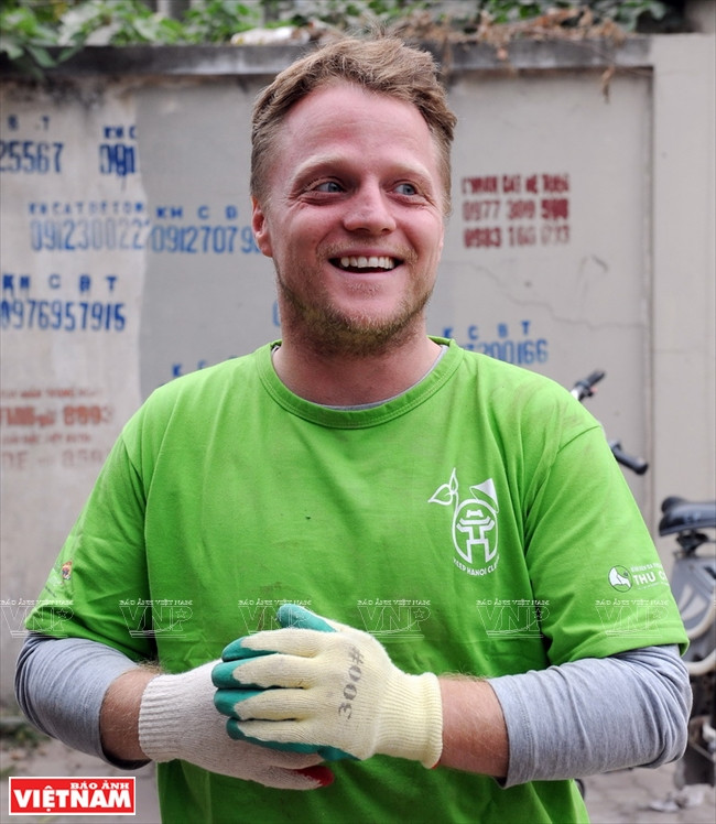 James Joseph Kendall y la misión "Mantener Hanoi limpio" ảnh 1 James Joseph Kendall y la misión "Mantener Hanoi limpio" ảnh 1