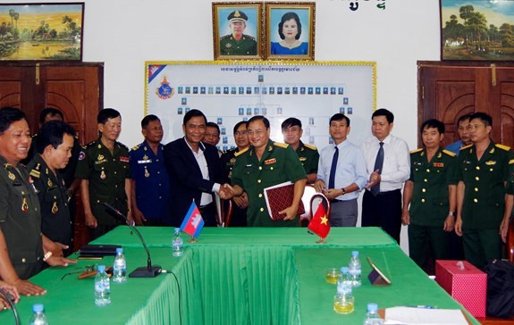 Provincias vietnamita y camboyana cooperan en búsqueda de restos de combatientes ảnh 1 Provincias vietnamita y camboyana cooperan en búsqueda de restos de combatientes ảnh 1