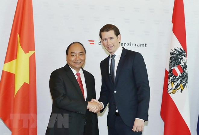 Primer ministro de Vietnam concluye visita a Austria y viaja a Bélgica ảnh 1
