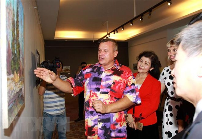 Pinturas al óleo reviven paisajes de Rusia en Ciudad Ho Chi Minh ảnh 1 Pinturas al óleo reviven paisajes de Rusia en Ciudad Ho Chi Minh ảnh 1