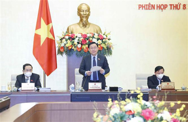 Clausuran octava reunión del Comité Permanente del Parlamento vietnamita ảnh 1 Clausuran octava reunión del Comité Permanente del Parlamento vietnamita ảnh 1