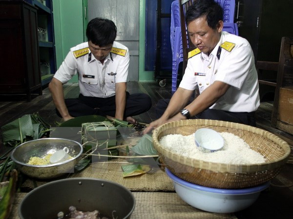 Envían amor de tierra firme a soldados en el mar del país ảnh 1 Envían amor de tierra firme a soldados en el mar del país ảnh 1