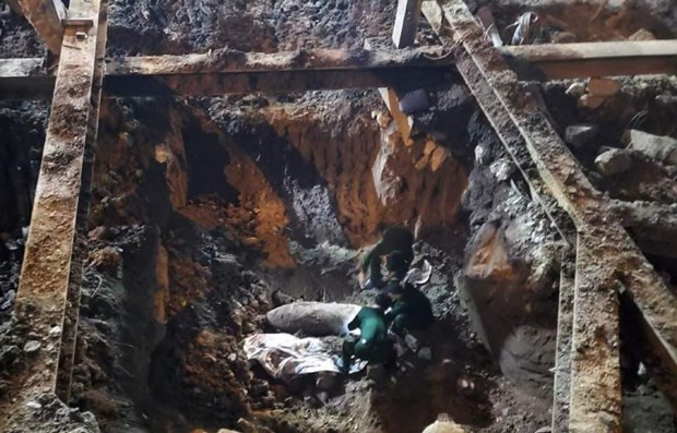 Desactivan bomba de 340 kilogramos en Hanoi ảnh 1 Desactivan bomba de 340 kilogramos en Hanoi ảnh 1