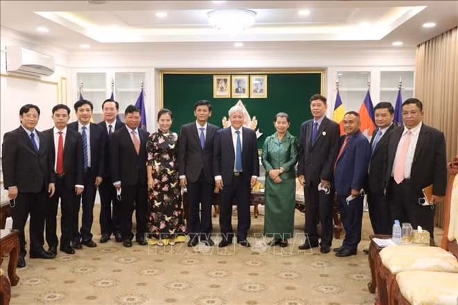 Reitera Vietnam gran importancia concedida a lazos con Camboya ảnh 1